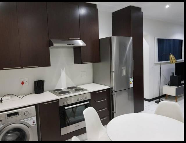 3 BEDROOM APARTMENT FOR SALE IN LONEHILL